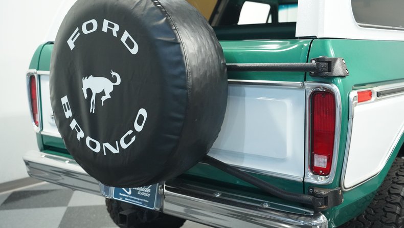 Ford-Bronco-1979-Green-Plaid-40