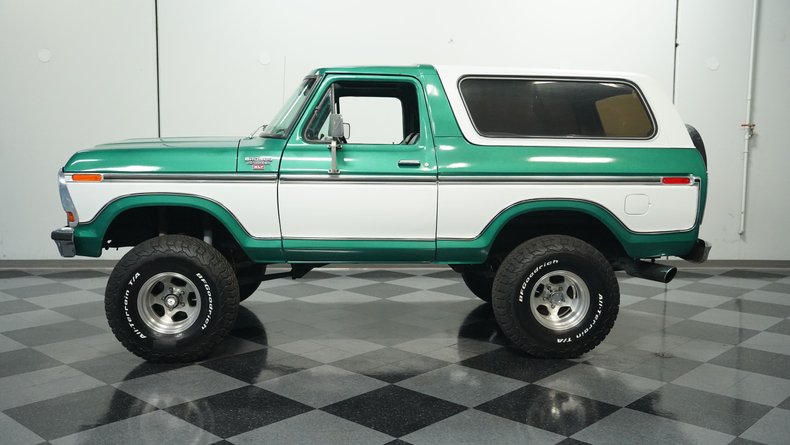 Ford-Bronco-1979-Green-Plaid