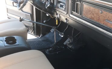 Ford-Bronco-1979-SUV-10