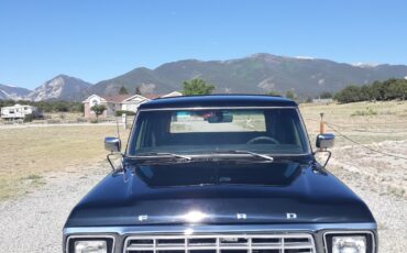 Ford-Bronco-1979-SUV-3