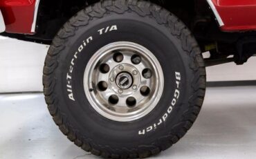 Ford-Bronco-1979-SUV-9