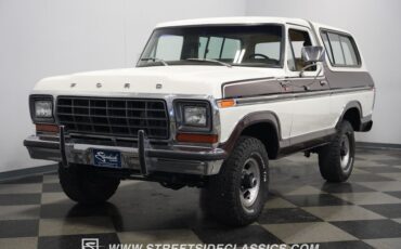 Ford-Bronco-1979-White-Tan-11