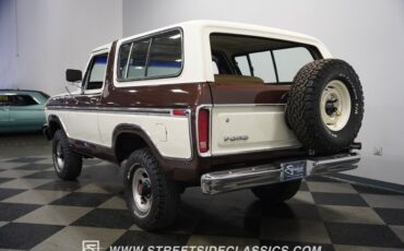 Ford-Bronco-1979-White-Tan-17