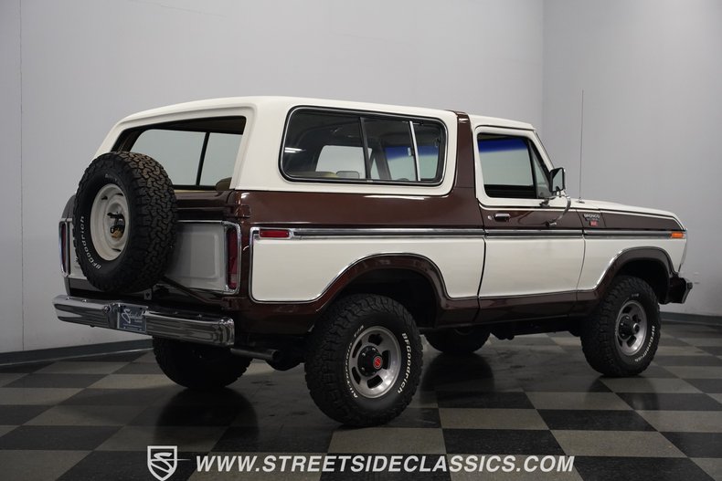 Ford-Bronco-1979-White-Tan-20