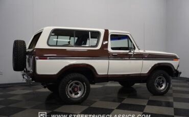 Ford-Bronco-1979-White-Tan-21