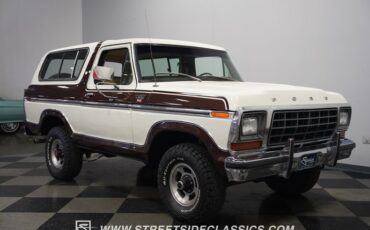 Ford-Bronco-1979-White-Tan-24