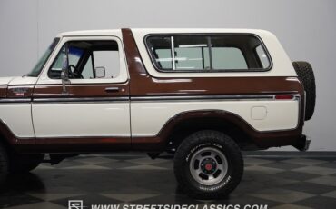 Ford-Bronco-1979-White-Tan-33