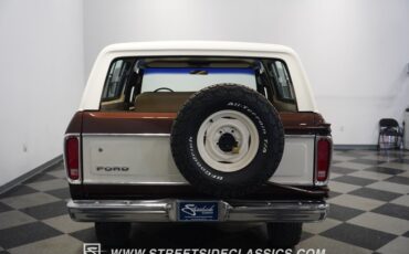 Ford-Bronco-1979-White-Tan-34