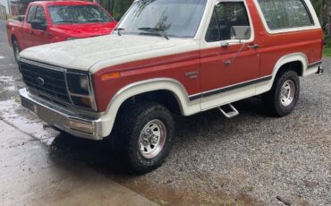 Ford-Bronco-1982-SUV-1