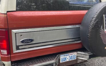 Ford-Bronco-1982-SUV-4