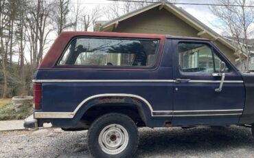 Ford-Bronco-1983-Blue-10
