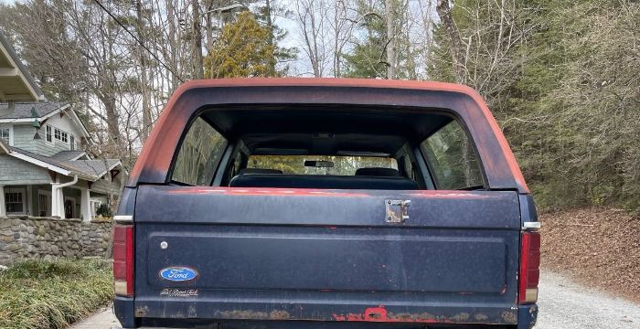 Ford-Bronco-1983-Blue-15
