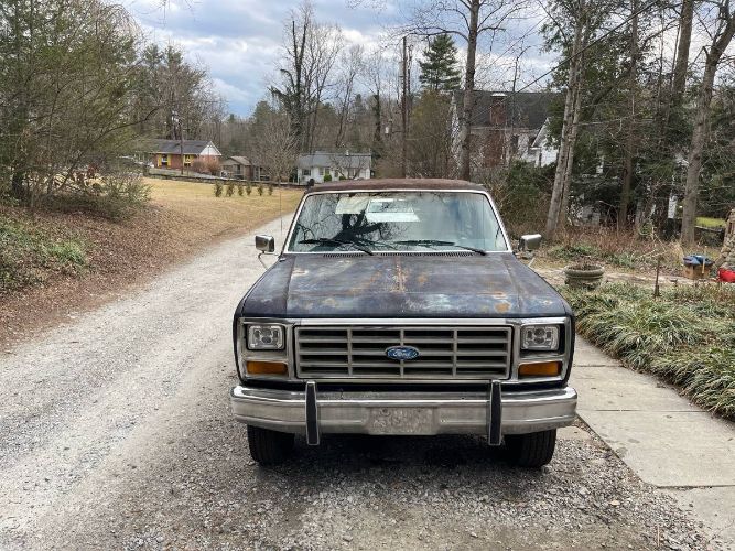 Ford-Bronco-1983-Blue-18