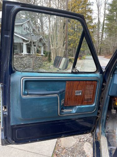 Ford-Bronco-1983-Blue-8