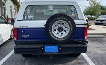 Ford-Bronco-1984-Custom-1