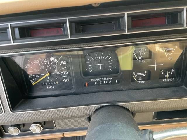 Ford-Bronco-1984-Custom-5