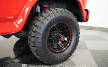 Ford-Bronco-1985-Red-Black-48
