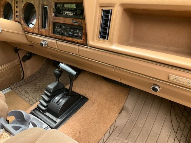 Ford-Bronco-1985-Walnut-Brown-Metalli-8