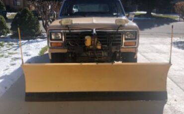 Ford-Bronco-1986-2