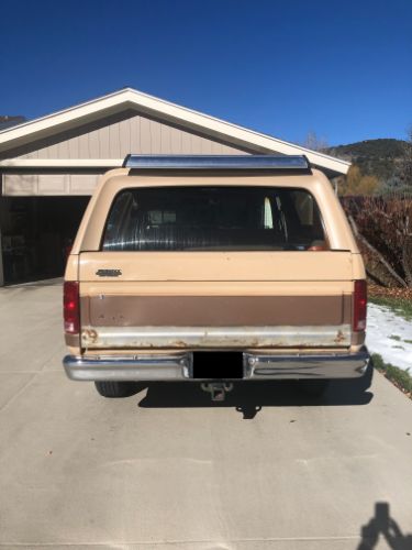 Ford-Bronco-1986-3