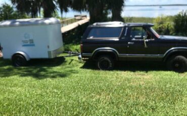 Ford-Bronco-1986-Black-9