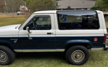Ford-Bronco-1986-Custom-5