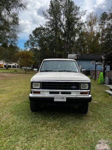 Ford-Bronco-1986-Custom-6