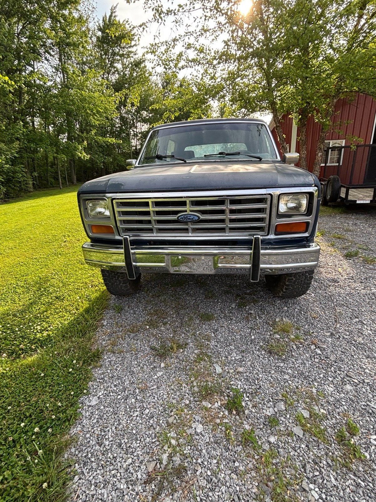 Ford-Bronco-1986-SUV-2