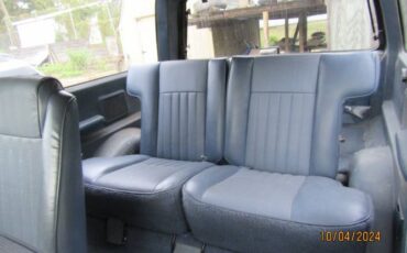 Ford-Bronco-1986-Silver-15