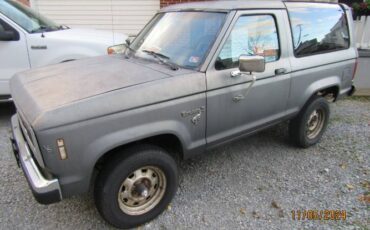 Ford-Bronco-1986-Silver-2