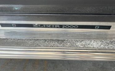 Ford-Bronco-1986-Silver-Red-1