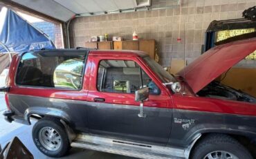 Ford-Bronco-1986-Silver-Red-2