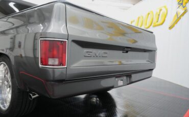 Ford-Bronco-1986-White-16