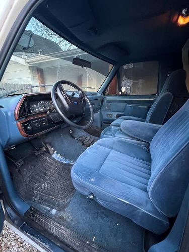 Ford-Bronco-1987-Blue-4