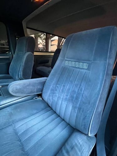 Ford-Bronco-1987-Blue-6