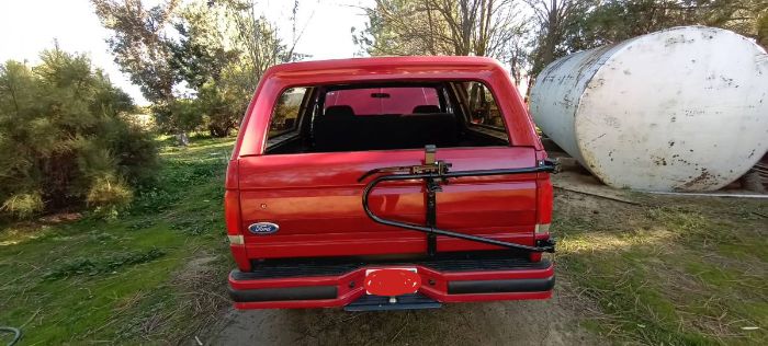 Ford-Bronco-1987-Custom-3