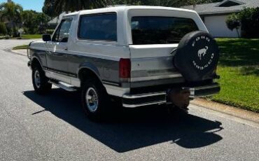 Ford-Bronco-1987-Custom-4