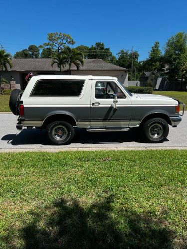 Ford-Bronco-1987-Custom