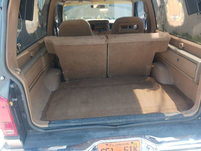 Ford-Bronco-1988-6