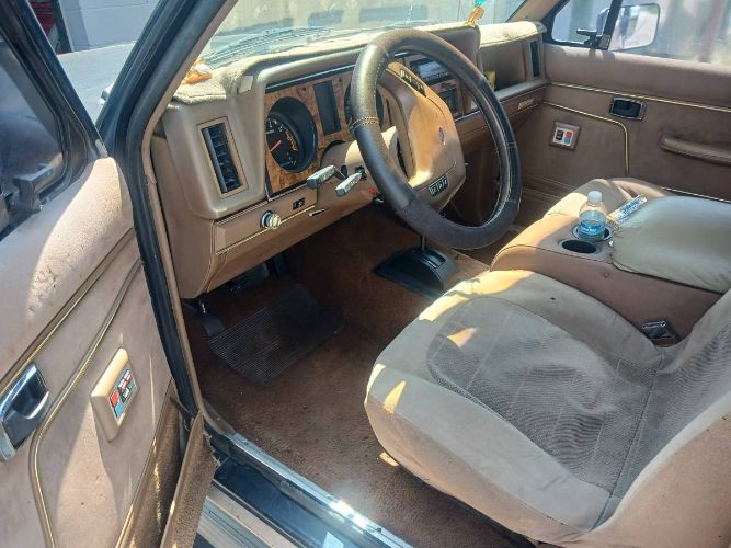 Ford-Bronco-1988-7