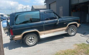 Ford-Bronco-1988-8