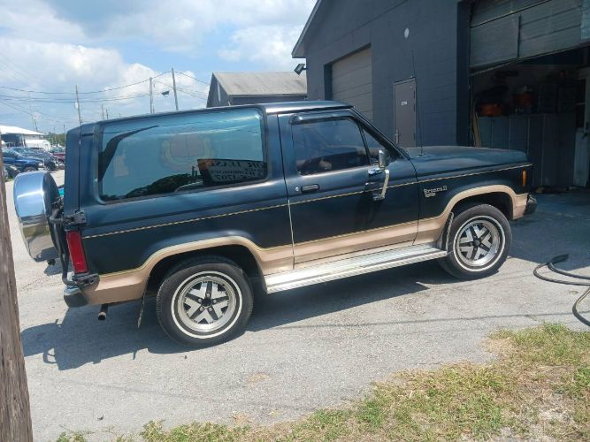 Ford-Bronco-1988-8