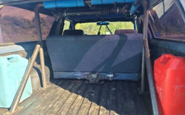 Ford-Bronco-1988-Black