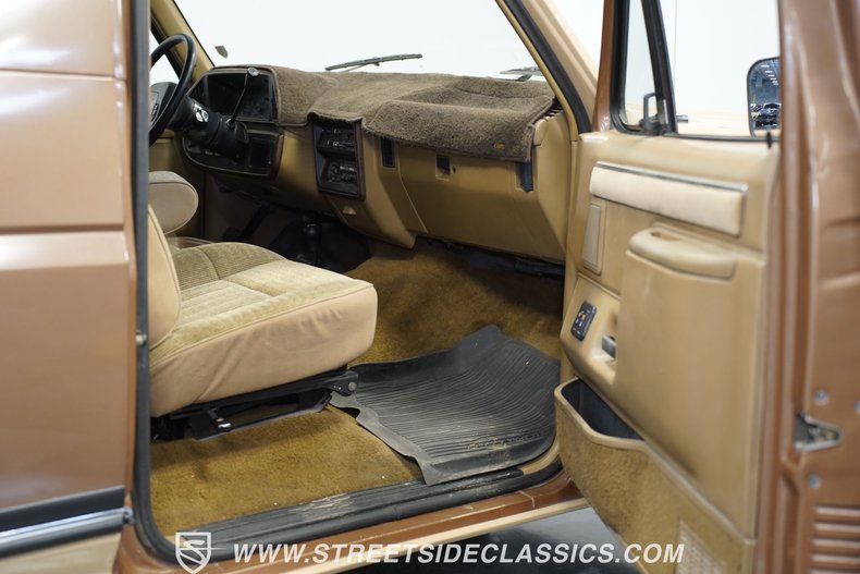 Ford-Bronco-1988-Tan-Brown-19