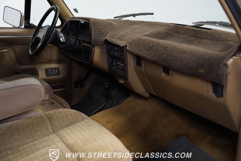 Ford-Bronco-1988-Tan-Brown-25