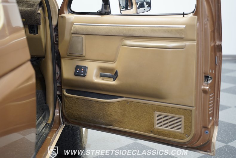Ford-Bronco-1988-Tan-Brown-29