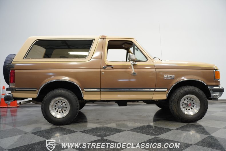 Ford-Bronco-1988-Tan-Brown-38