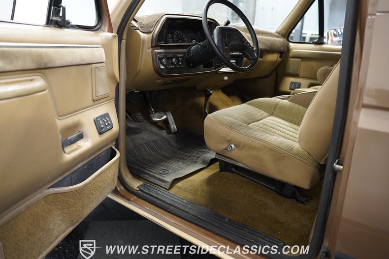 Ford-Bronco-1988-Tan-Brown-46