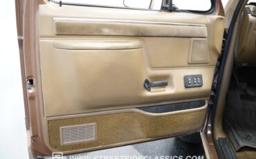Ford-Bronco-1988-Tan-Brown-47