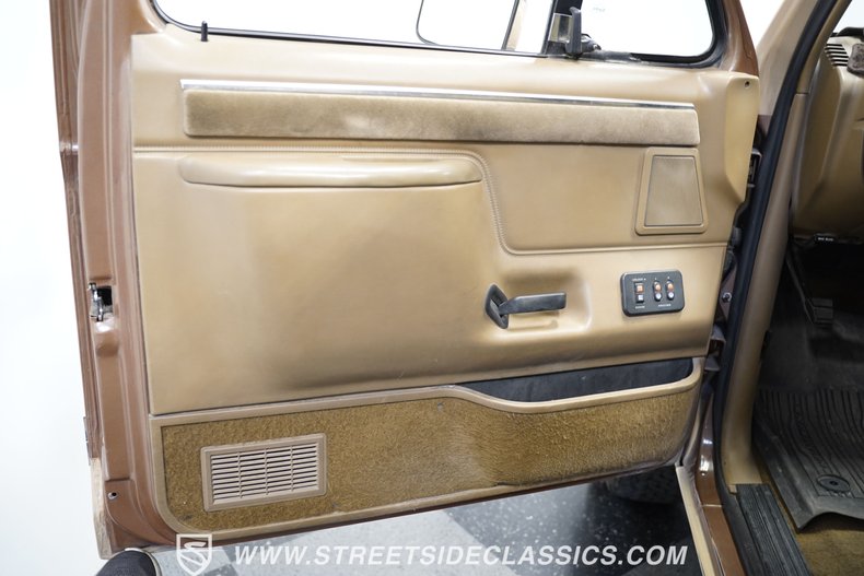 Ford-Bronco-1988-Tan-Brown-47